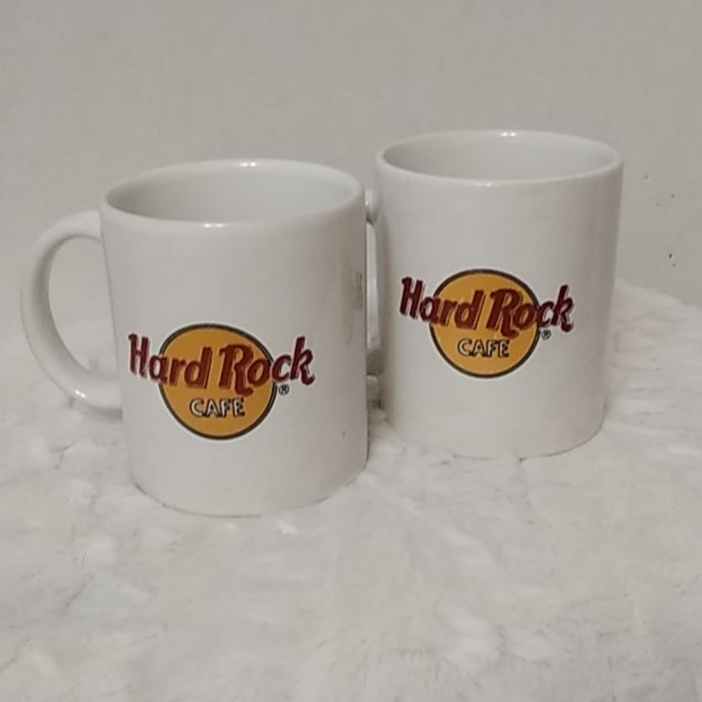 Hard Rock Cafe Logo mugs